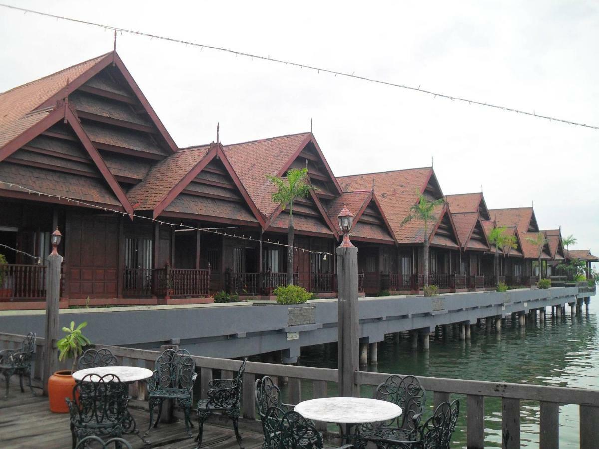 Hotel Pantai Gapura Makassar Dış mekan fotoğraf